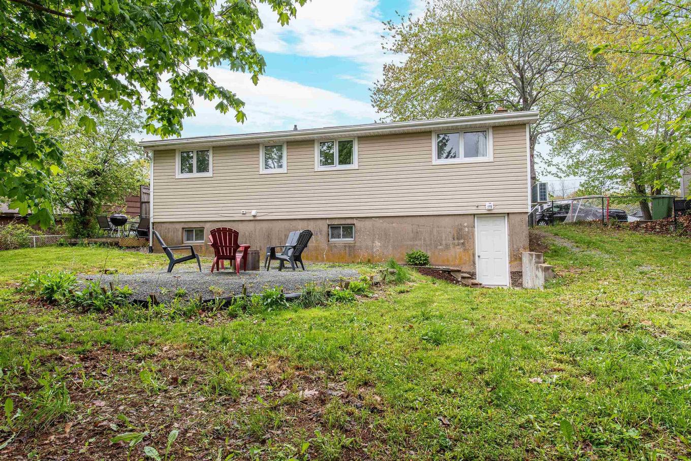 7 Karen Court, Dartmouth, NS