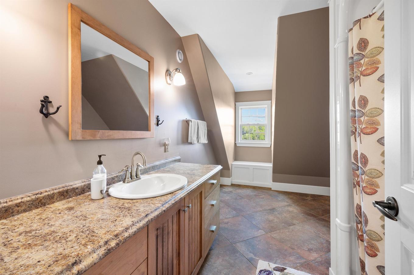 47 Calm Water Court, North Granville, PE - Indoor Photo Showing Bathroom