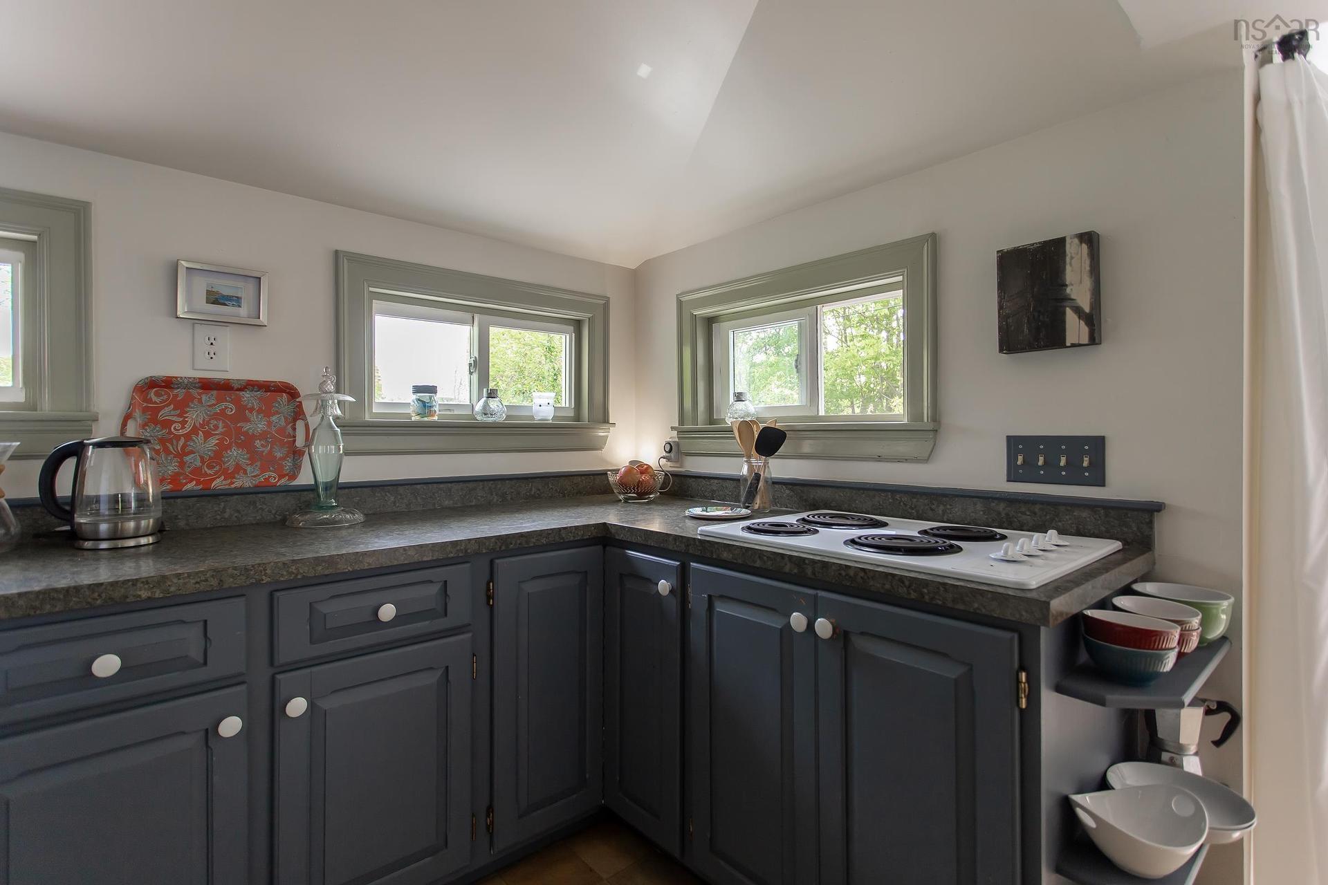 14 Cross Street, Bear River, NS