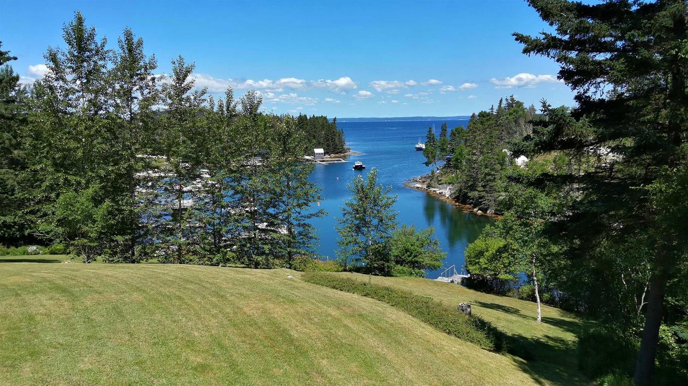 17 Paddys Head Road, Indian Harbour, NS
