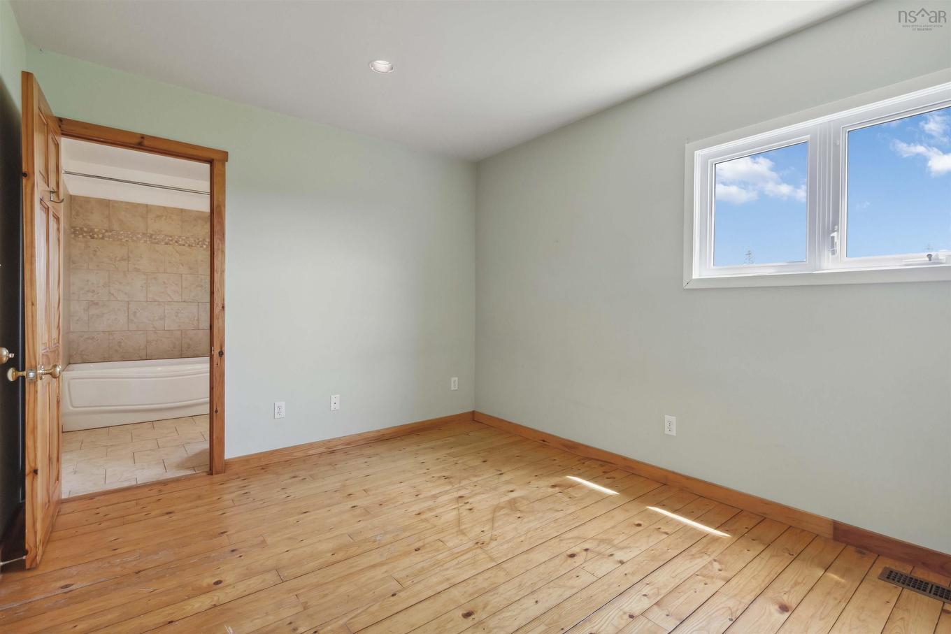21 West Berlin Wharf Road, West Berlin, NS