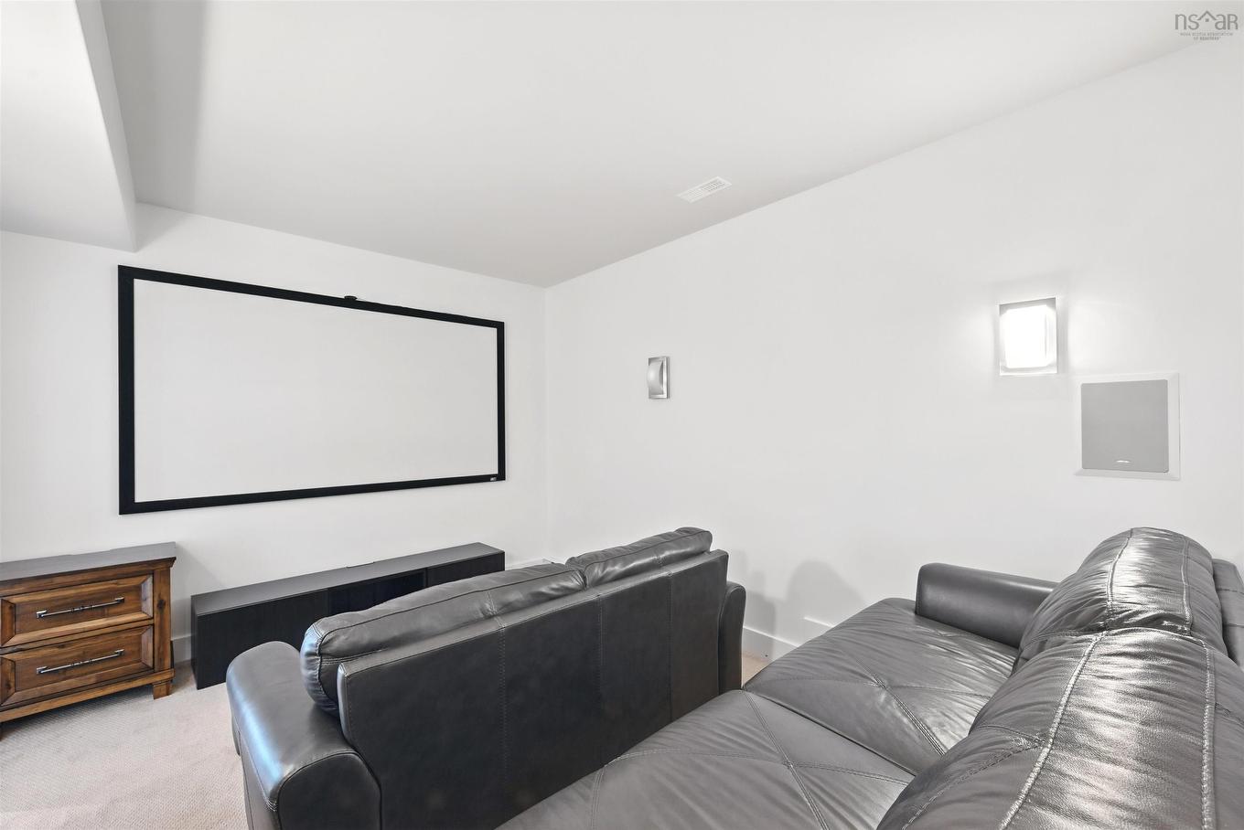 261 Aberdeen Drive, Fall River, NS