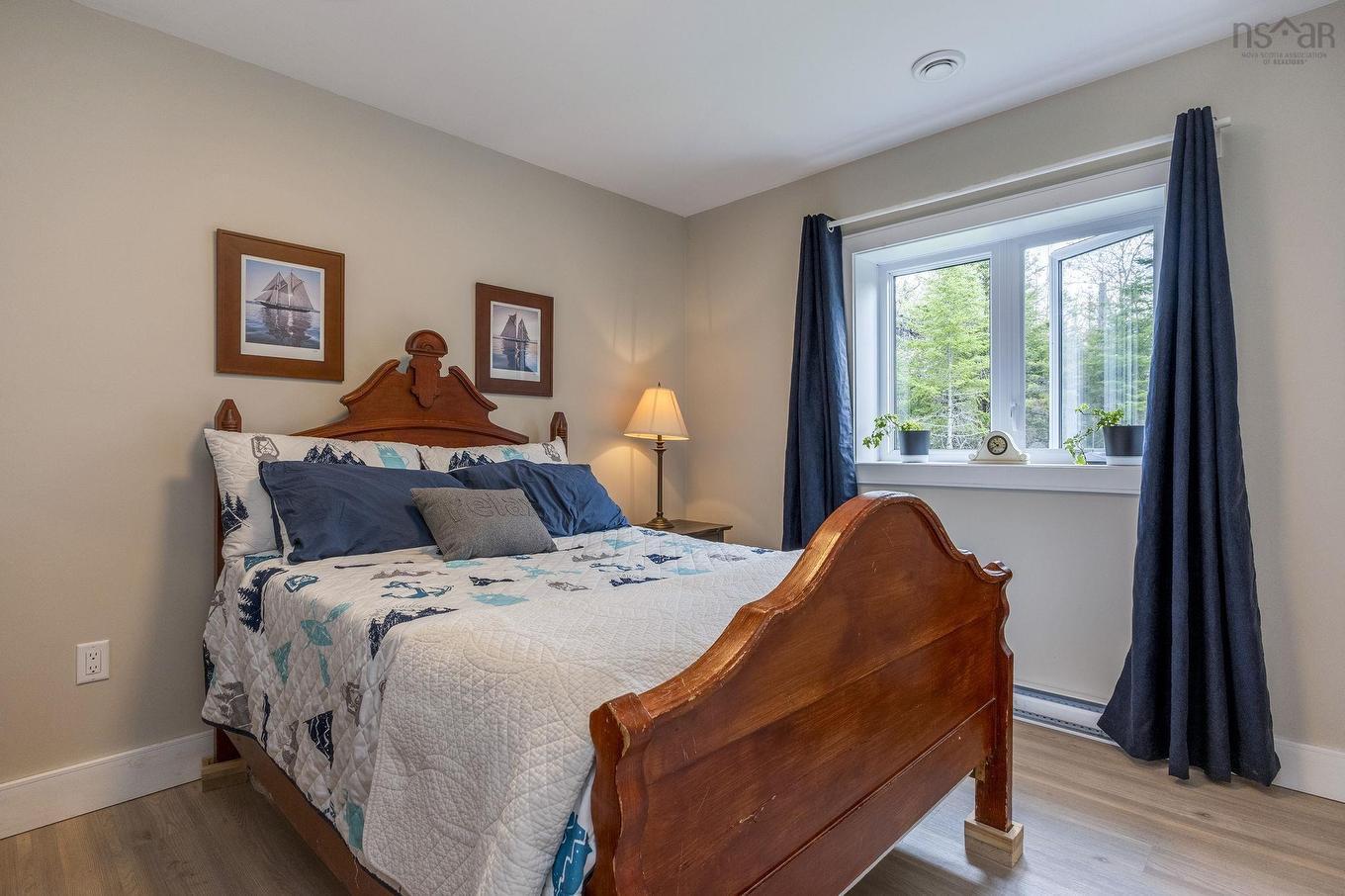 8 Alexander Avenue, Waterloo Lake, NS