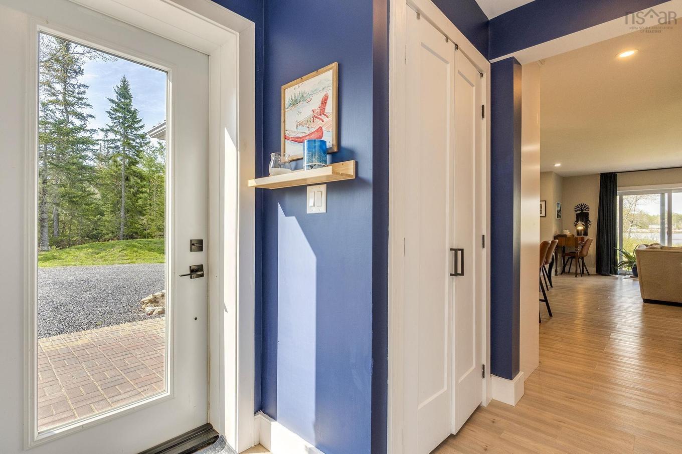 8 Alexander Avenue, Waterloo Lake, NS