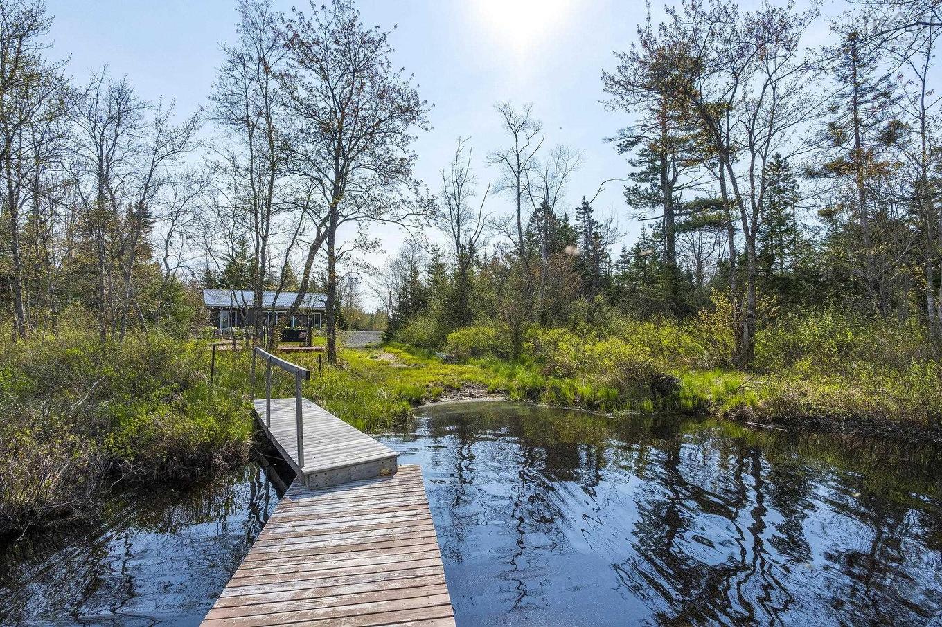 8 Alexander Avenue, Waterloo Lake, NS