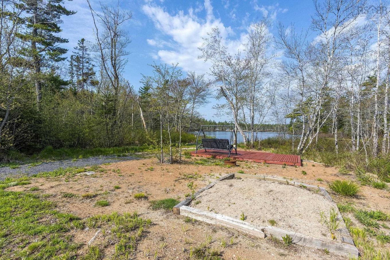 8 Alexander Avenue, Waterloo Lake, NS