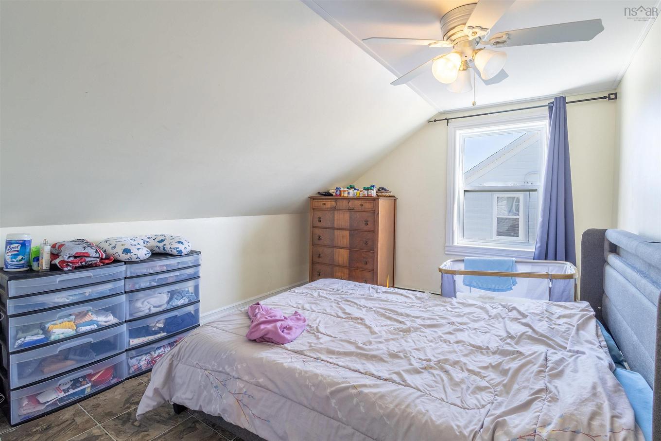 24 Highland Street B1A 2T5 Street, Glace Bay, NS