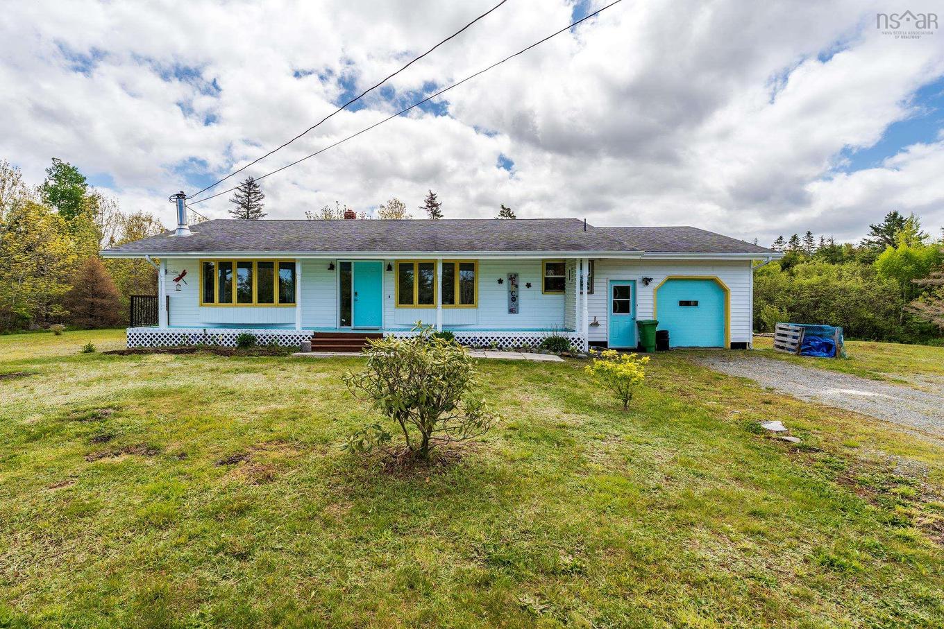 7784 Highway 101, Plympton, NS
