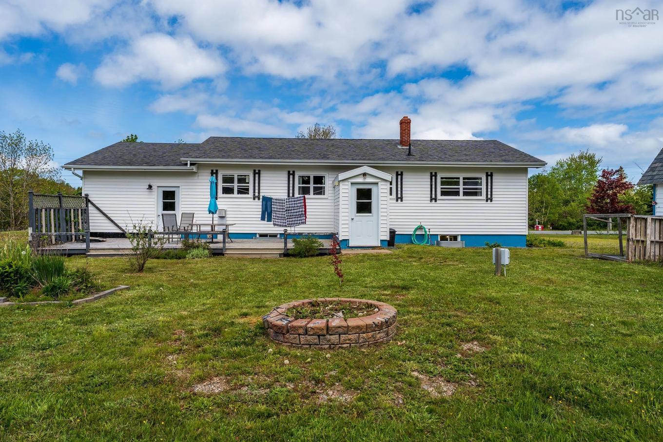 7784 Highway 101, Plympton, NS