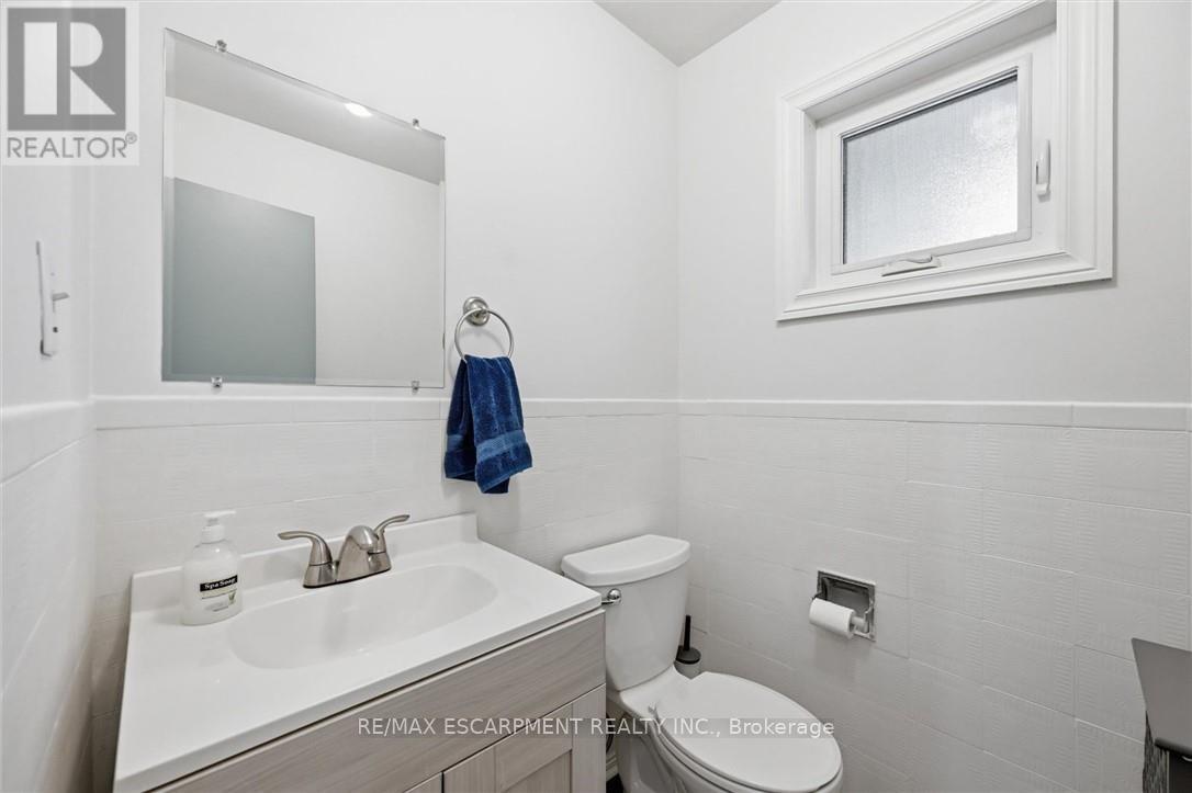 712 Auburn Crescent, Burlington, ON