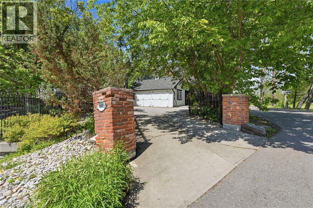 6123 Guelph Line, Burlington, ON - Outdoor
