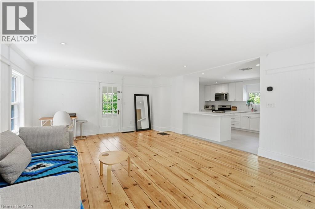 6123 Guelph Line, Burlington, ON - Indoor