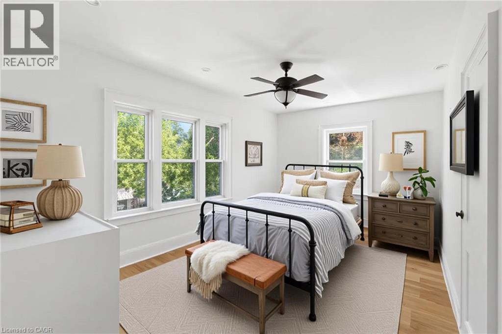6123 Guelph Line, Burlington, ON - Indoor Photo Showing Bedroom