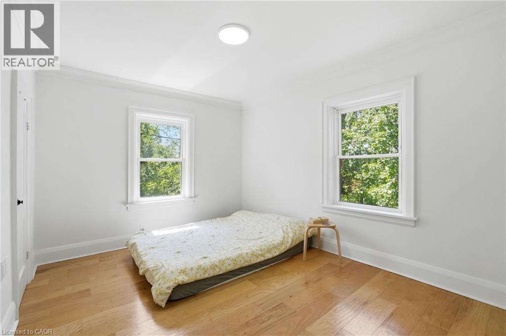 6123 Guelph Line, Burlington, ON - Indoor Photo Showing Bedroom
