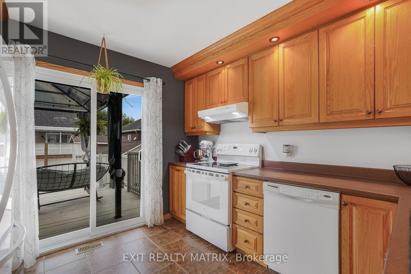 90 Richard Street, Alfred And Plantagenet, ON