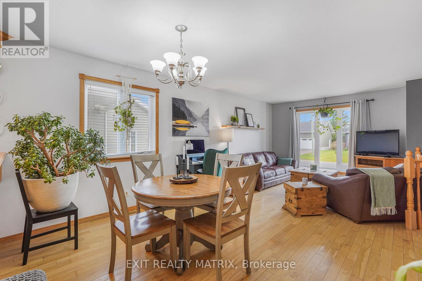 90 Richard Street, Alfred And Plantagenet, ON