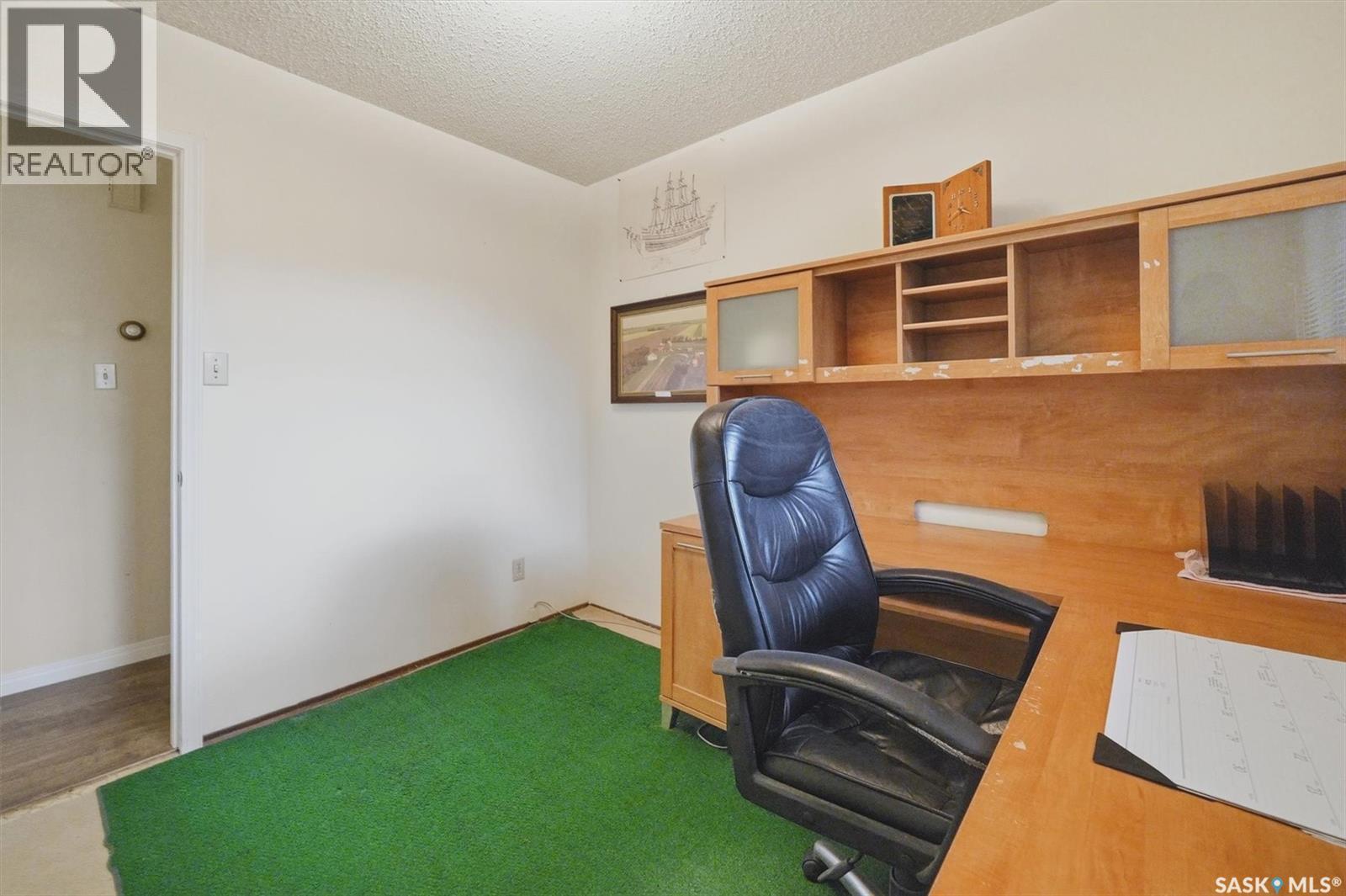 1306 Egbert Avenue, Saskatoon, SK