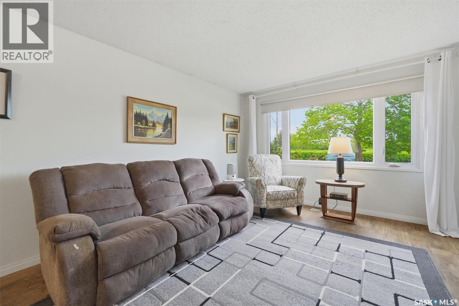 1306 Egbert Avenue, Saskatoon, SK