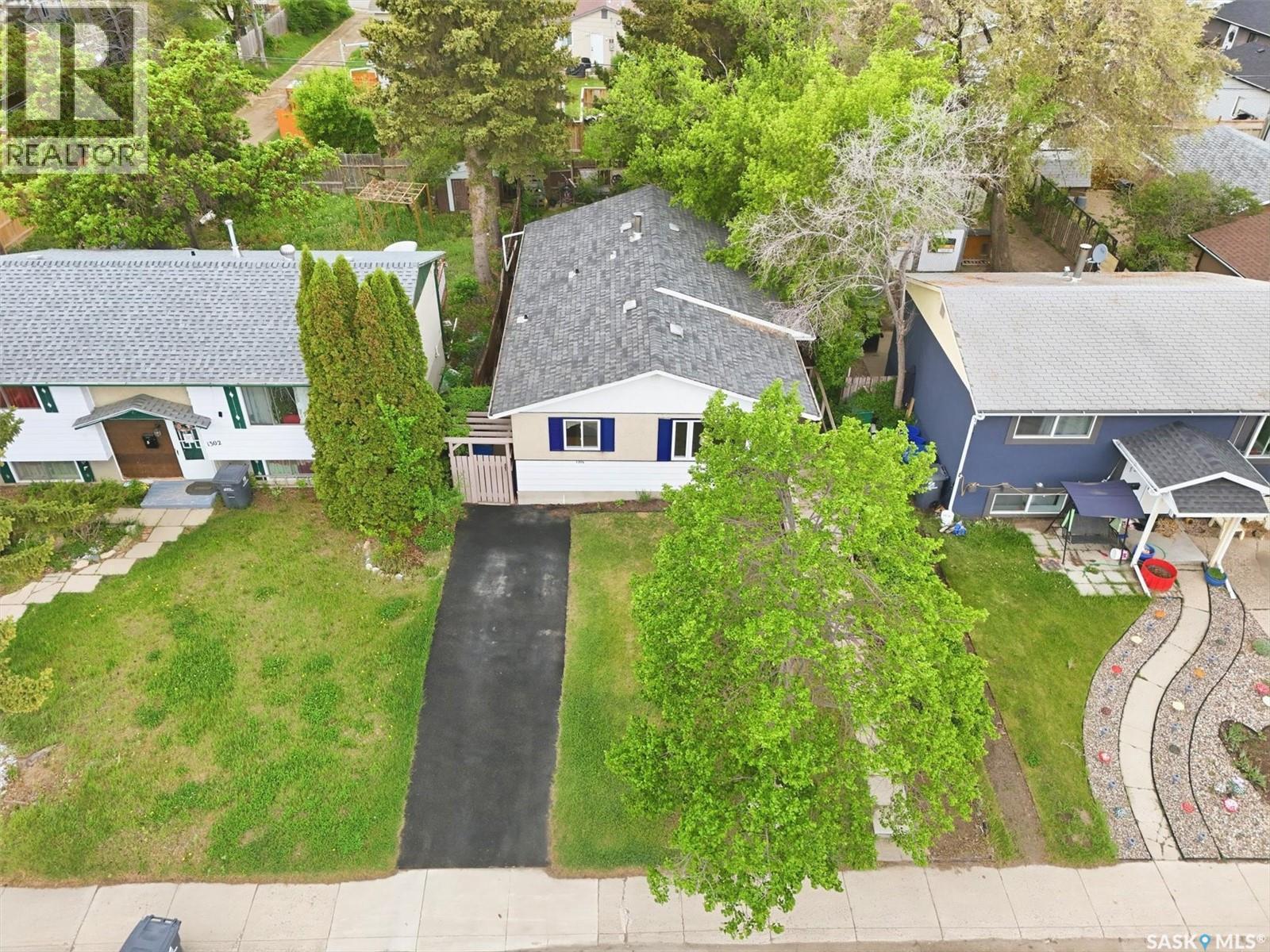 1306 Egbert Avenue, Saskatoon, SK