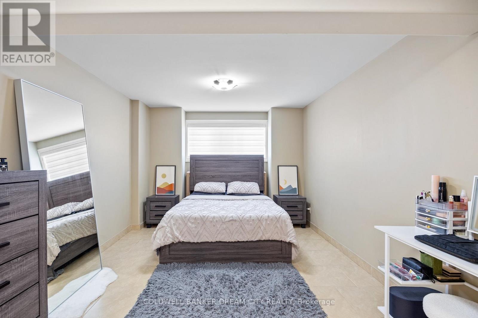 239 Branton Crescent, Lakeshore, ON