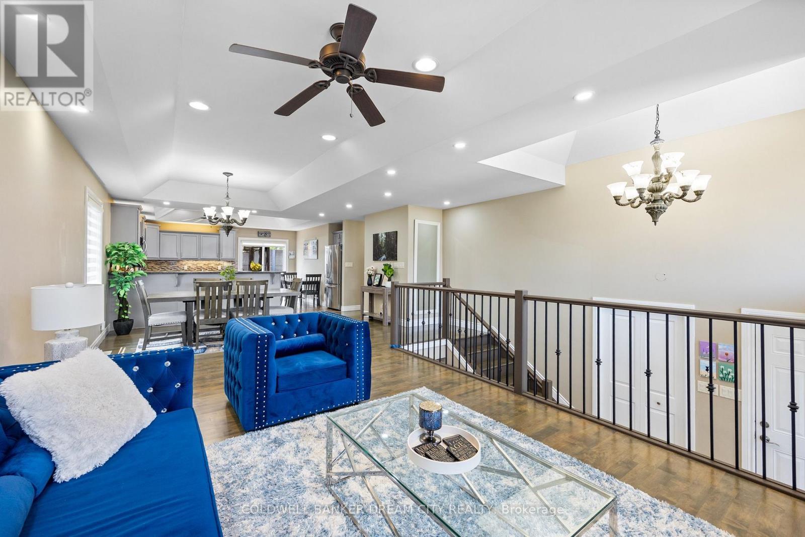 239 Branton Crescent, Lakeshore, ON