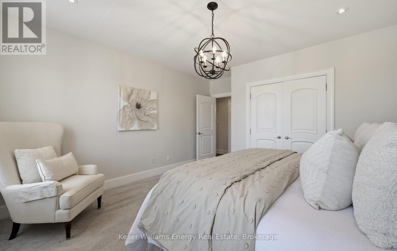 7 Woodington Court, Whitby (Brooklin), ON