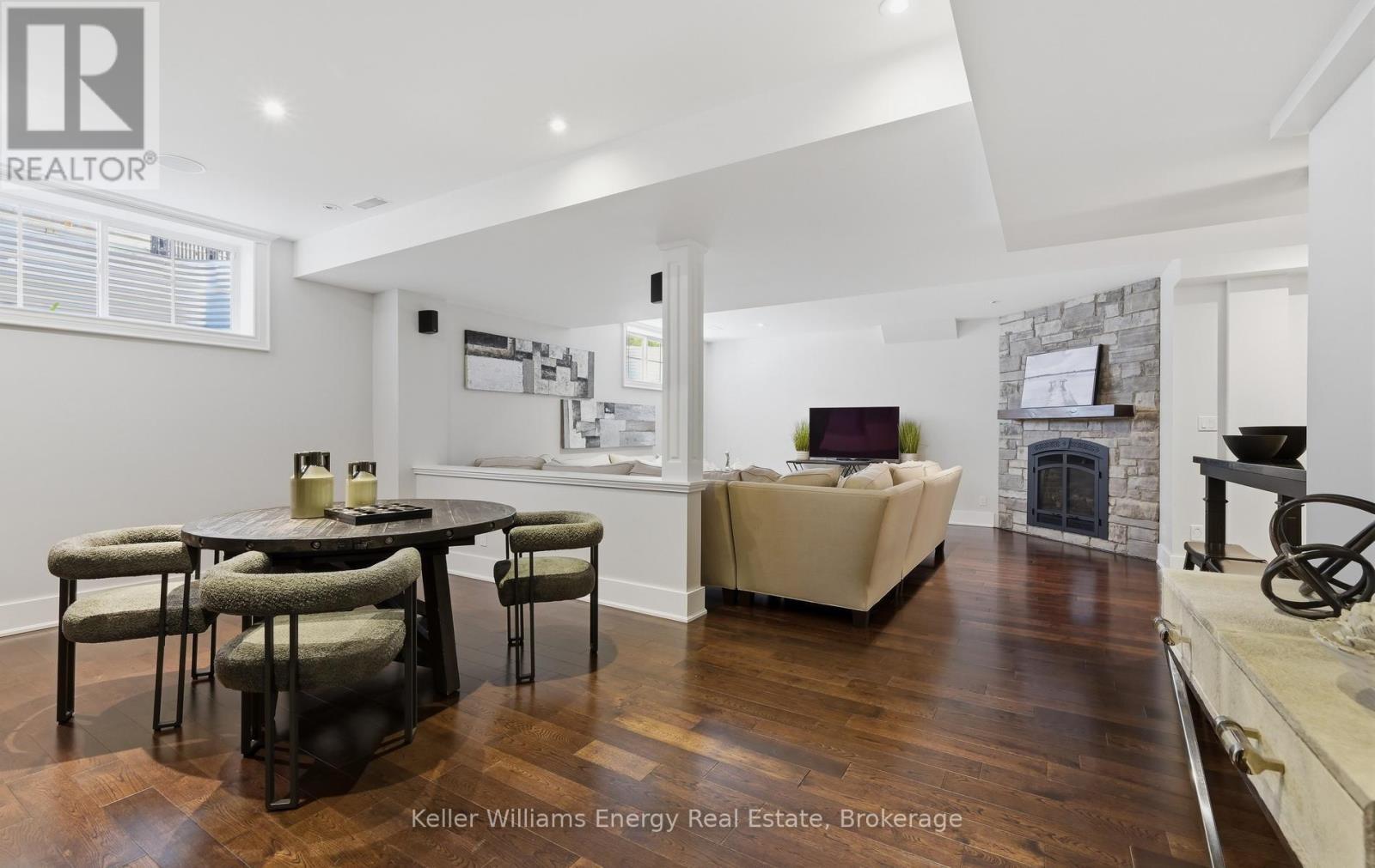 7 Woodington Court, Whitby (Brooklin), ON
