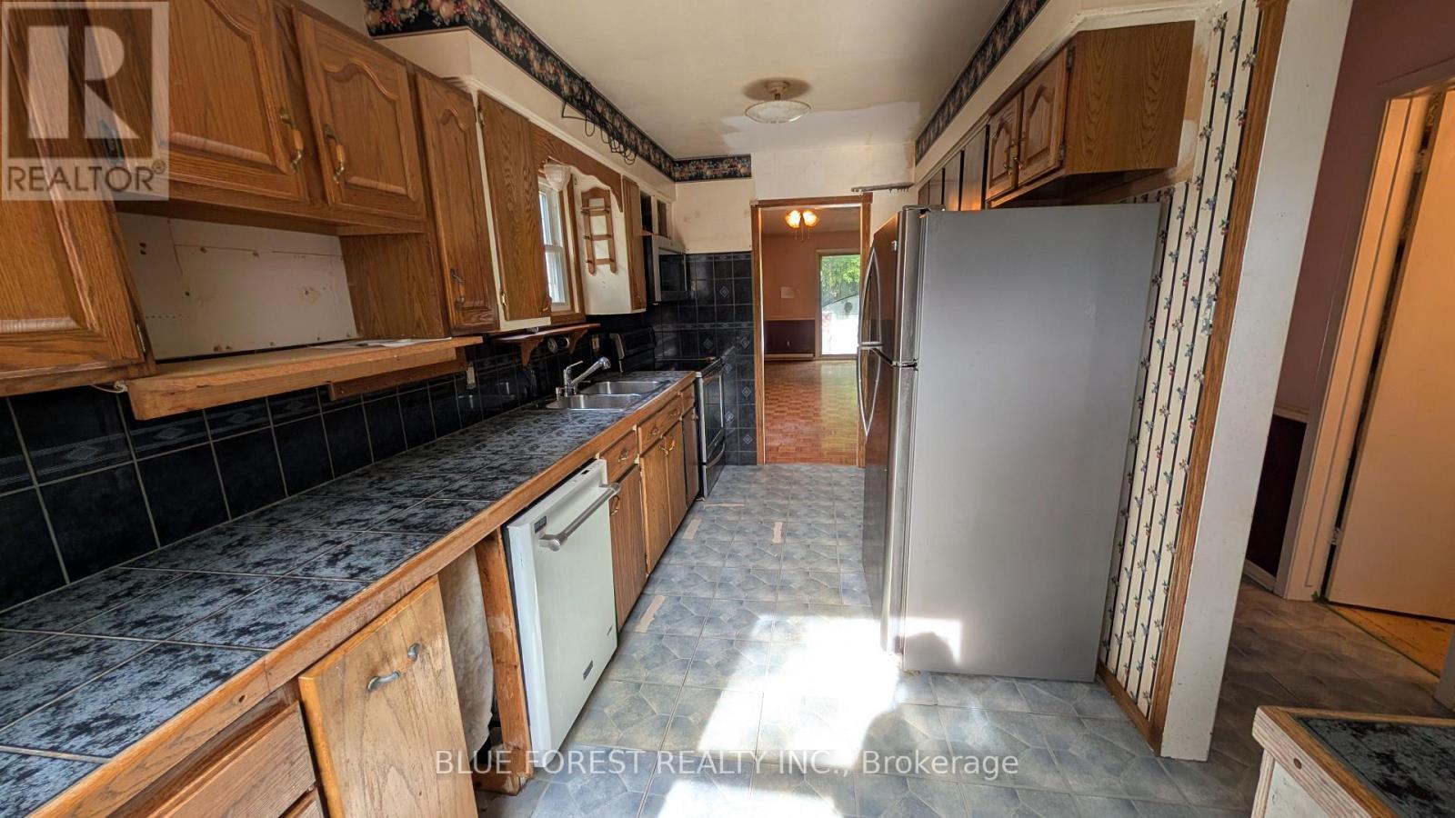 112 Marlborough Avenue, London South (South I), ON