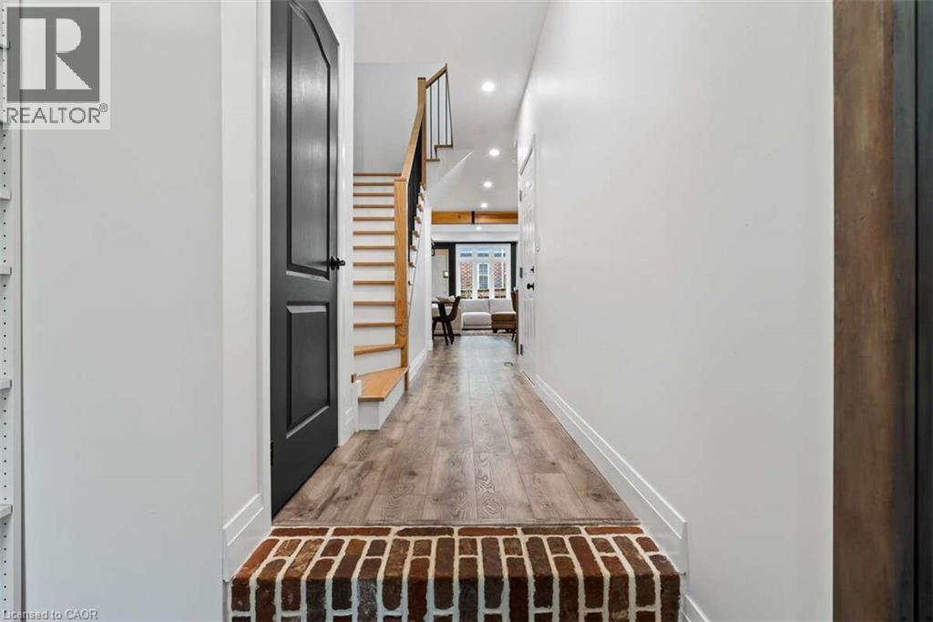 79 Browview Drive, Waterdown, ON
