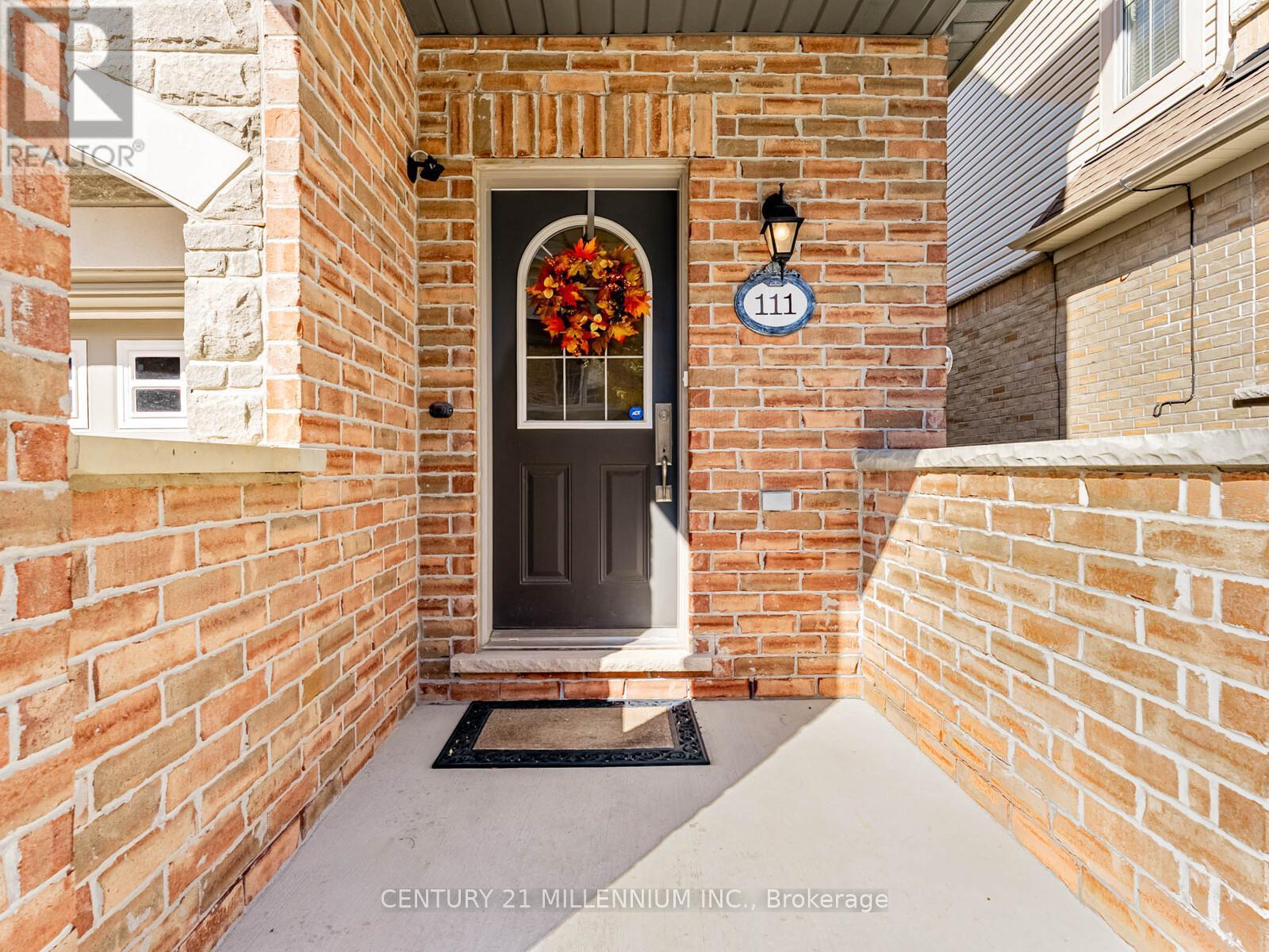 111 Cedar Lake Crescent, Brampton, ON - Outdoor With Exterior
