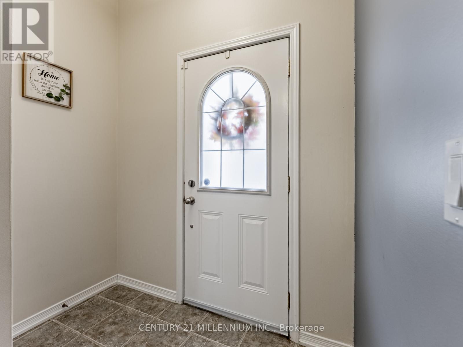 111 Cedar Lake Crescent, Brampton, ON - Indoor Photo Showing Other Room