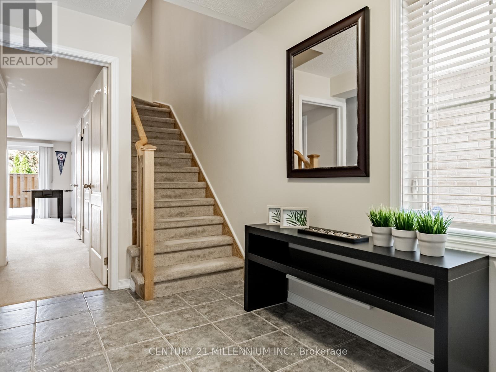 111 Cedar Lake Crescent, Brampton, ON - Indoor Photo Showing Other Room