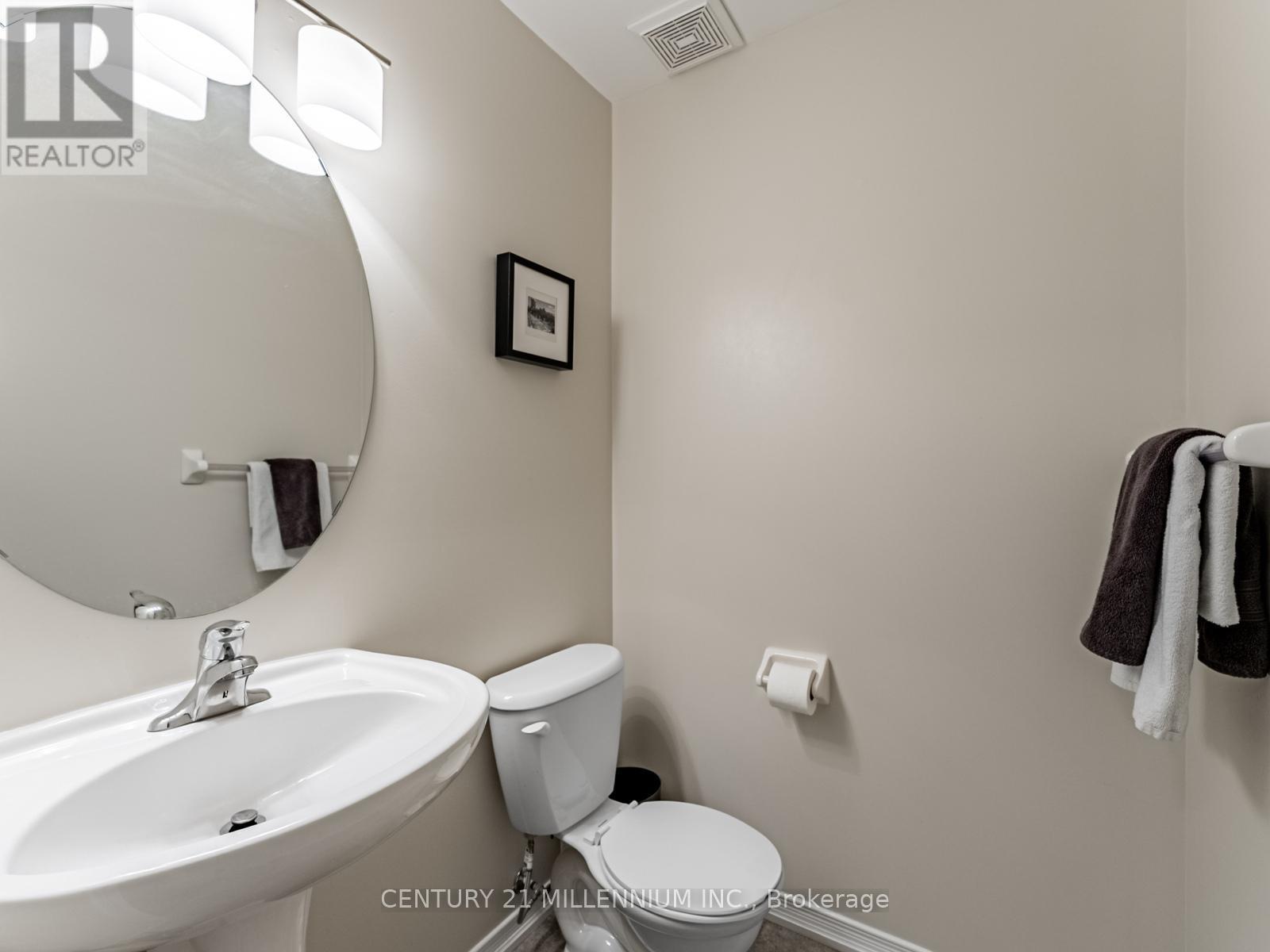 111 Cedar Lake Crescent, Brampton, ON - Indoor Photo Showing Bathroom