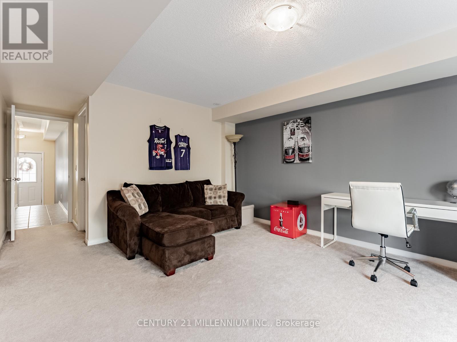 111 Cedar Lake Crescent, Brampton, ON - Indoor