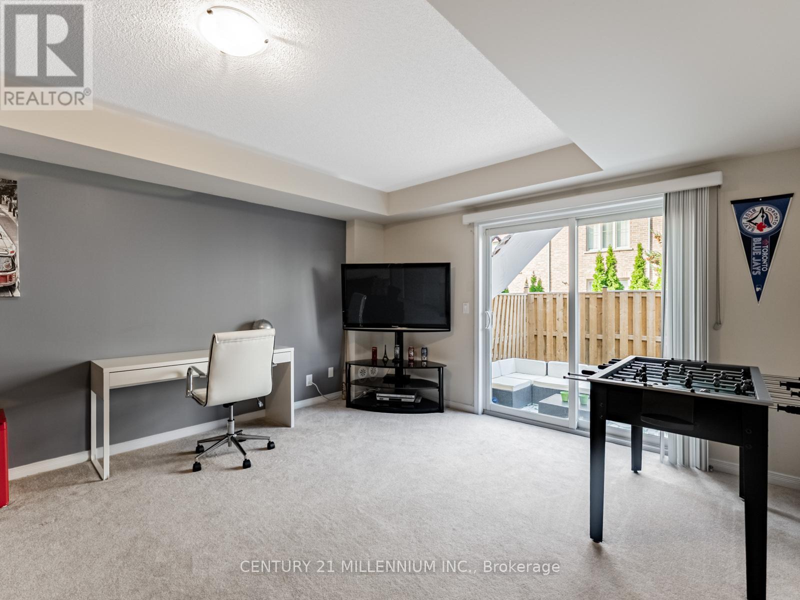 111 Cedar Lake Crescent, Brampton, ON - Indoor Photo Showing Other Room