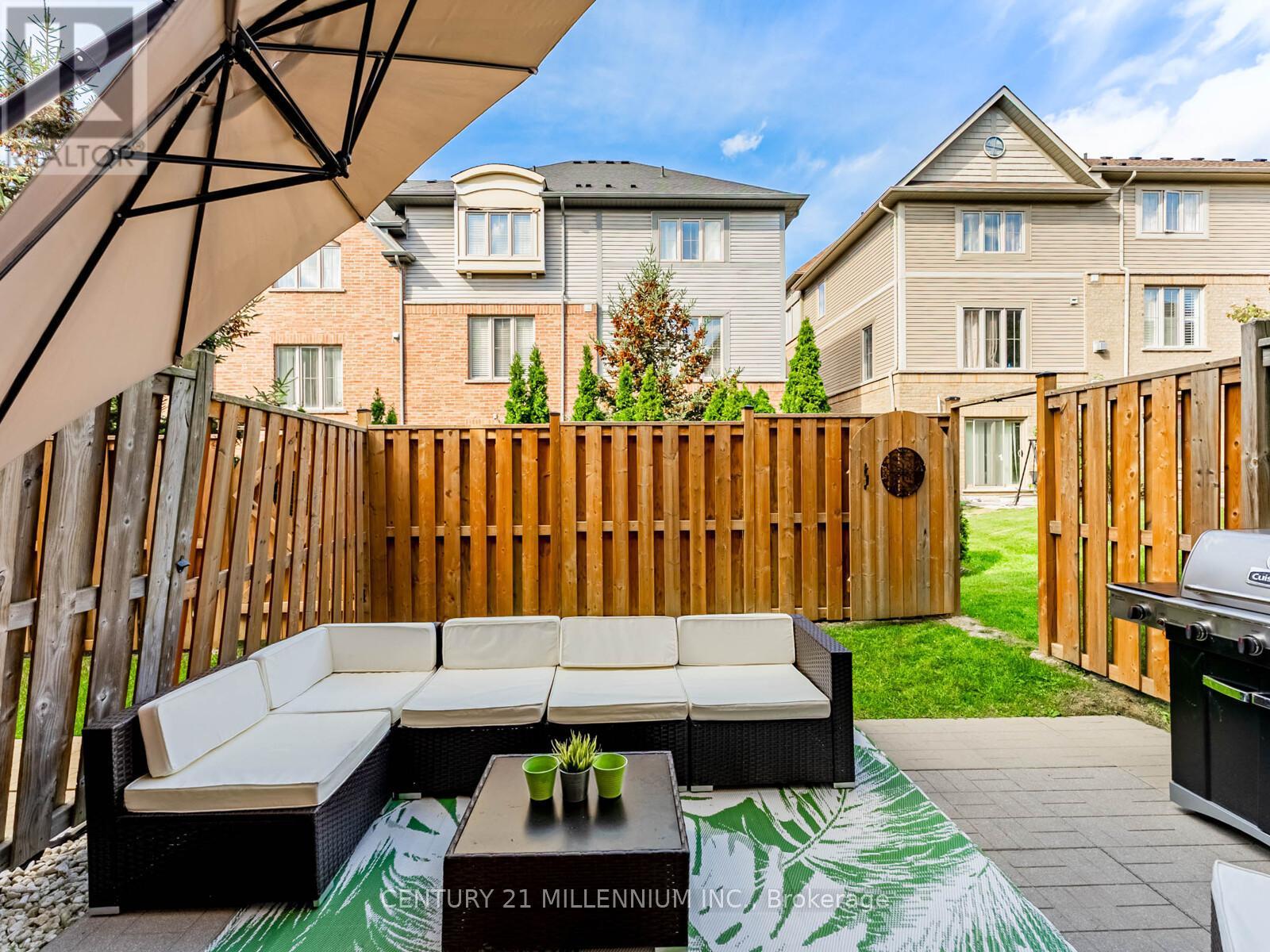 111 Cedar Lake Crescent, Brampton, ON - Outdoor With Exterior