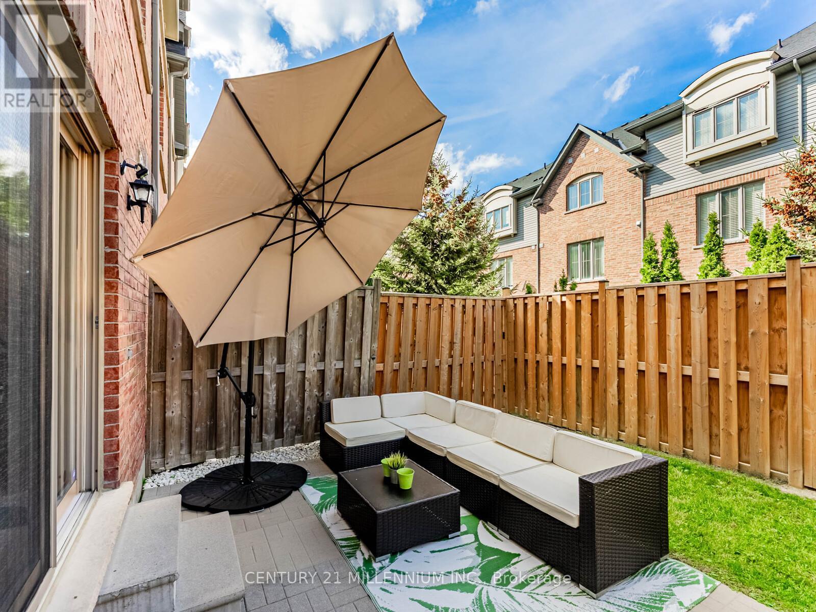 111 Cedar Lake Crescent, Brampton, ON - Outdoor With Exterior