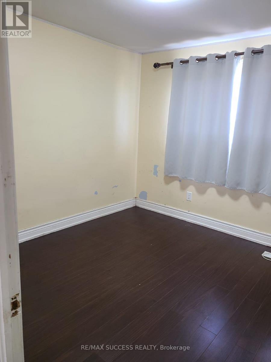 3291 Brandon Gate Drive, Mississauga, ON