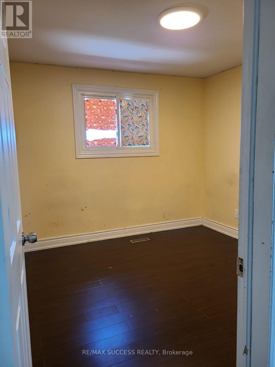 3291 Brandon Gate Drive, Mississauga, ON
