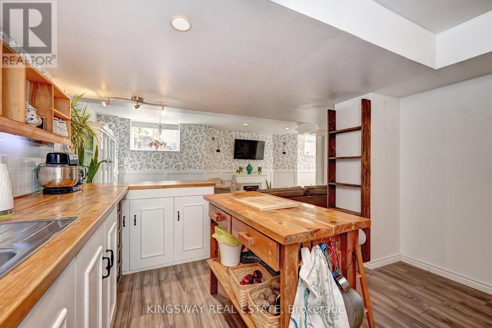 222 Baldwin Drive, Cambridge, ON
