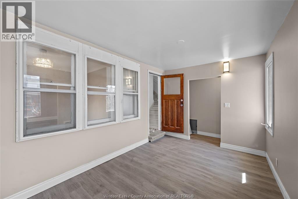 1154 Elm Unit# Main, Windsor, ON