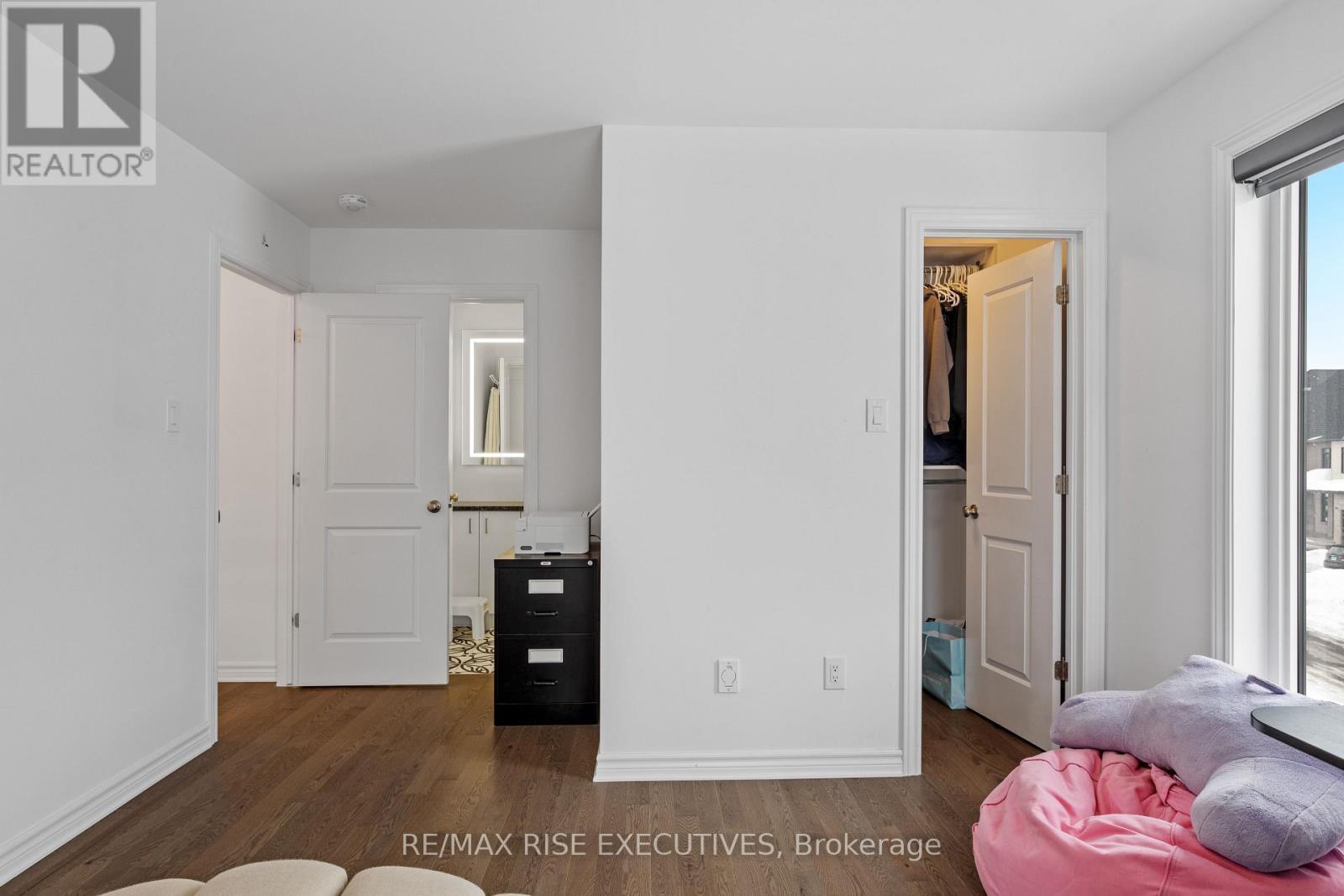 Bdrm 3 - 165 Finsbury Avenue, Ottawa, ON