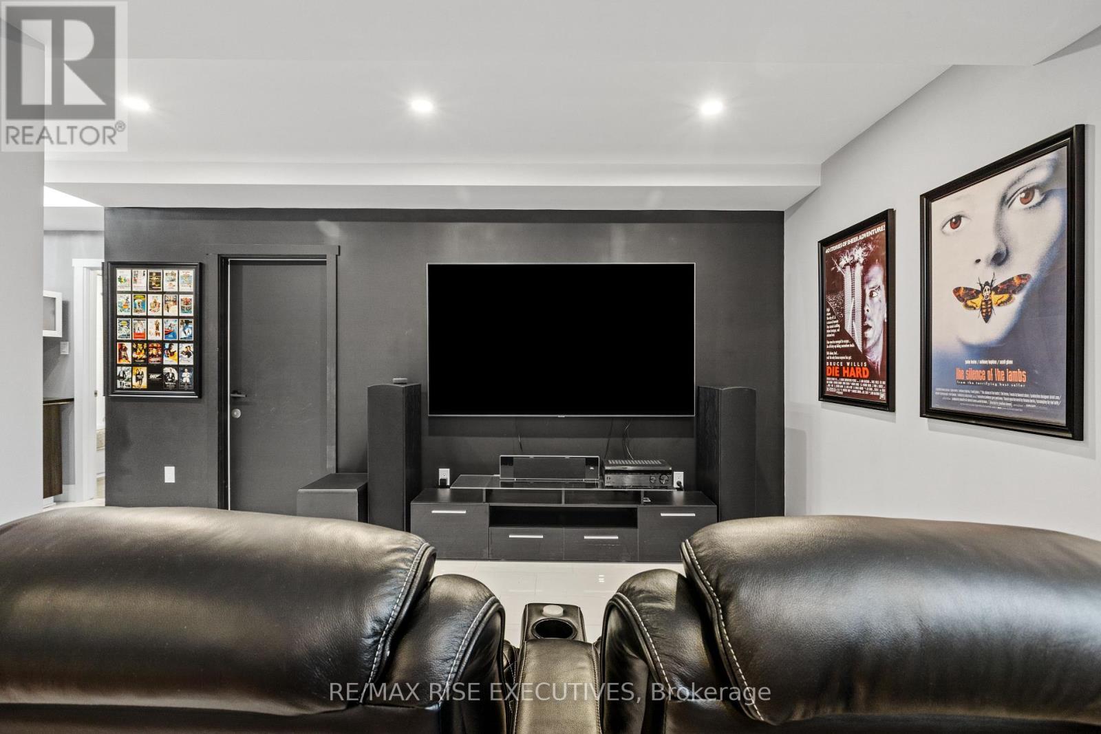 Recreation room - 165 Finsbury Avenue, Ottawa, ON