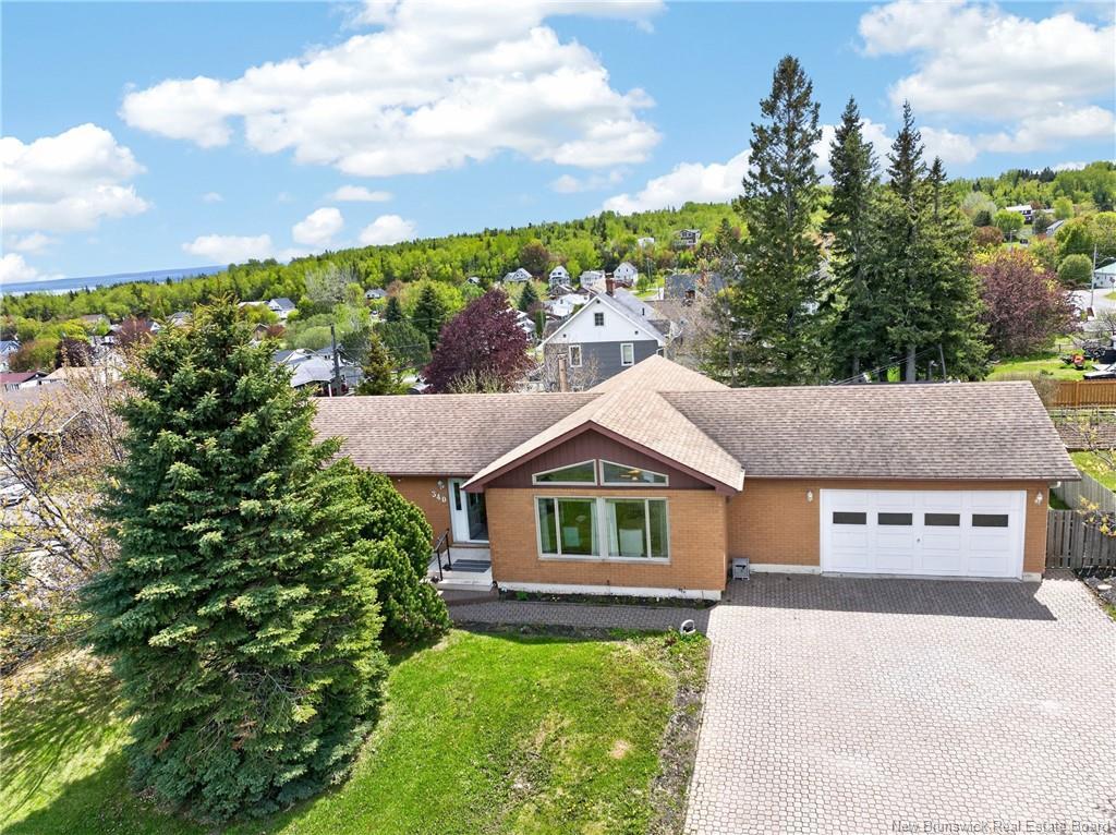 340 Grey St, Dalhousie, NB
