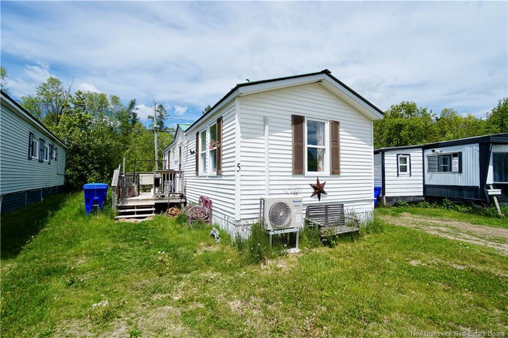 5A Edgewood St, Saint Stephen, NB