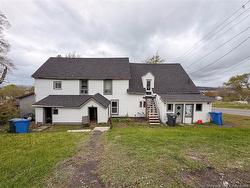122 Renfrew ST Dalhousie, NB E8C 2J7
