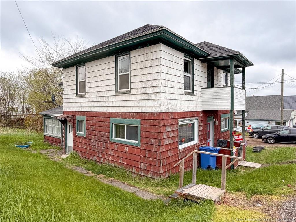 116 Renfrew St, Dalhousie, NB