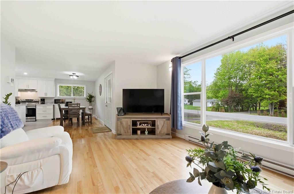 23 Nevers Rd, Lincoln, NB