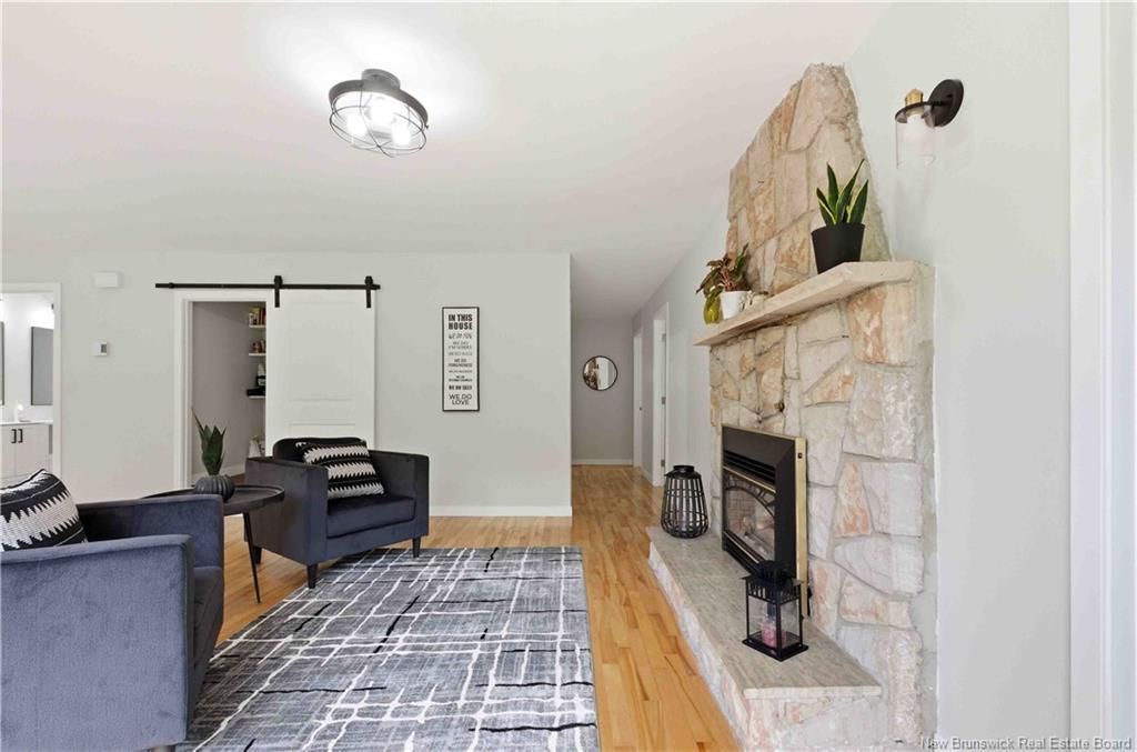 23 Nevers Rd, Lincoln, NB