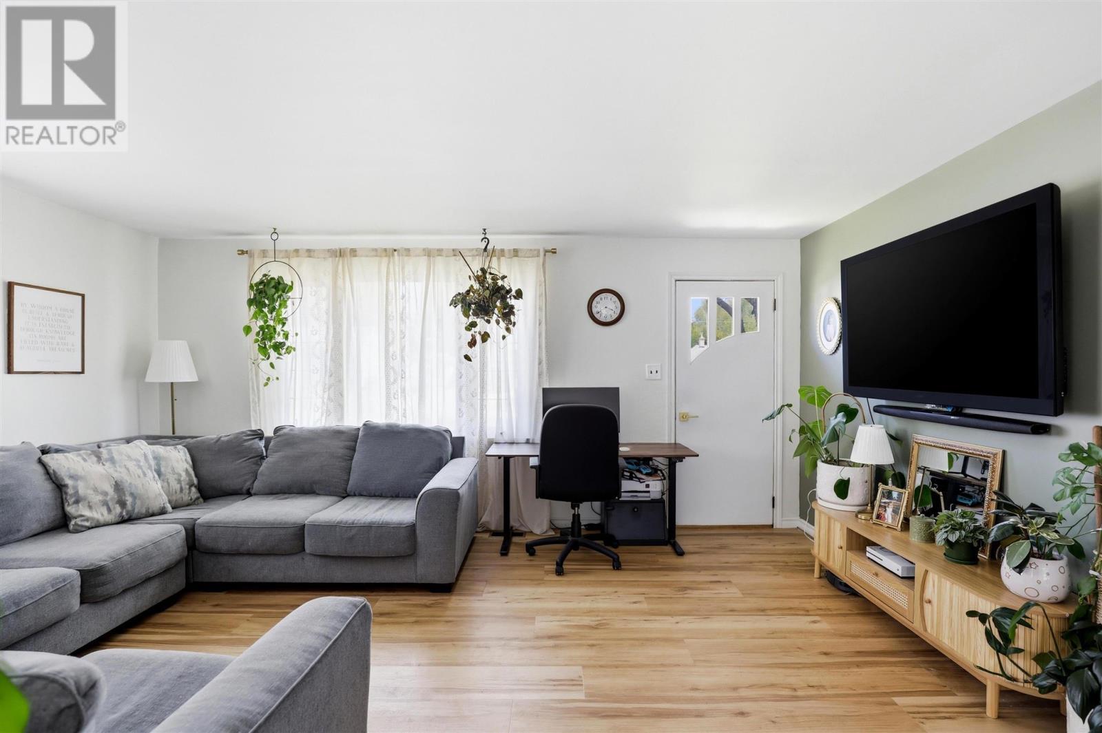 104 Eastern Ave, Sault Ste. Marie, ON